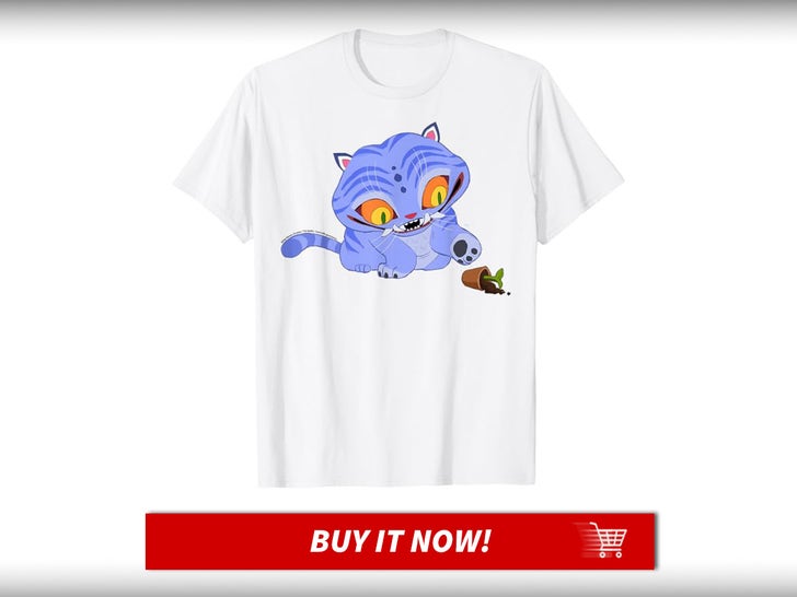 Derpy-Playing-With-Plant-Vase-Shirt-KPop-Demon-Hunters-MAIN