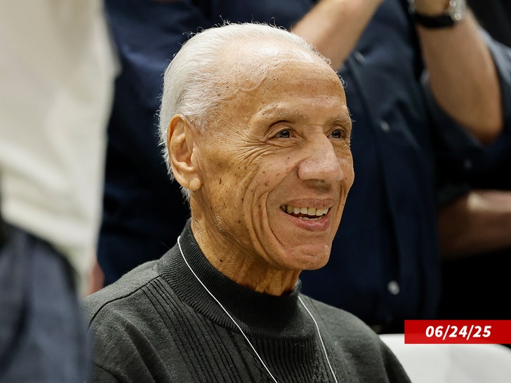 Lenny-Wilkens-sub-getty-3