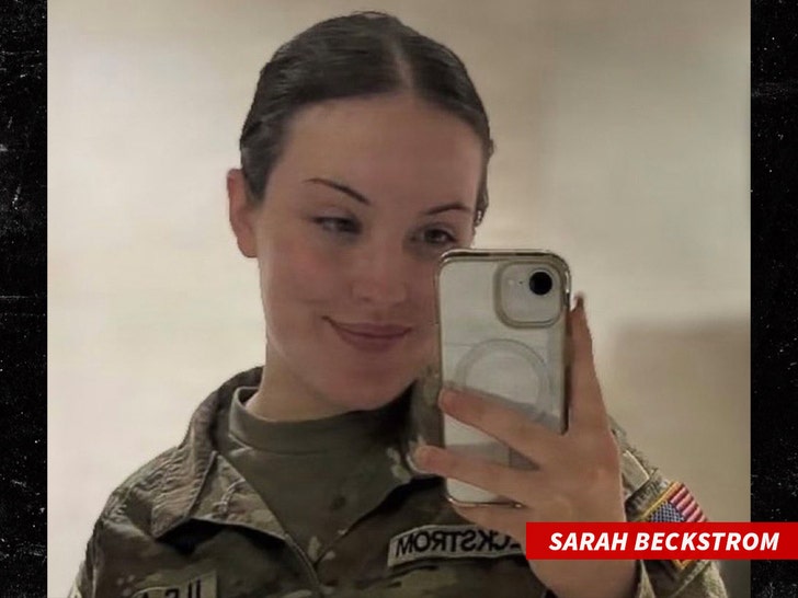 Sarah Beckstrom x no cred swipe 1