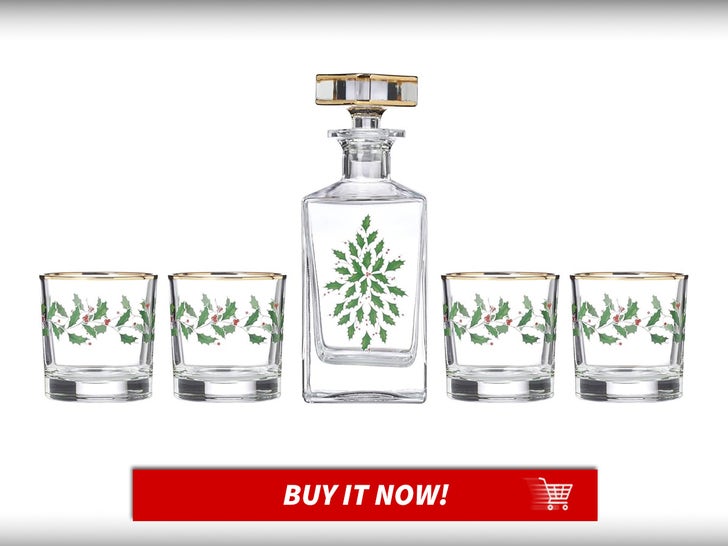 Decanter-And-Whiskey-Glass-Set-Holiday-Party-Hosting-MAIN
