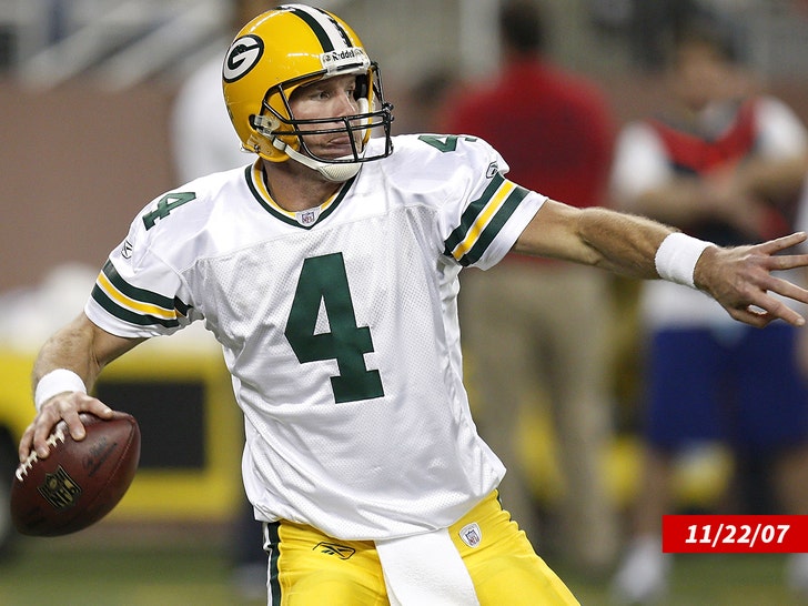 brett favre getty on the field