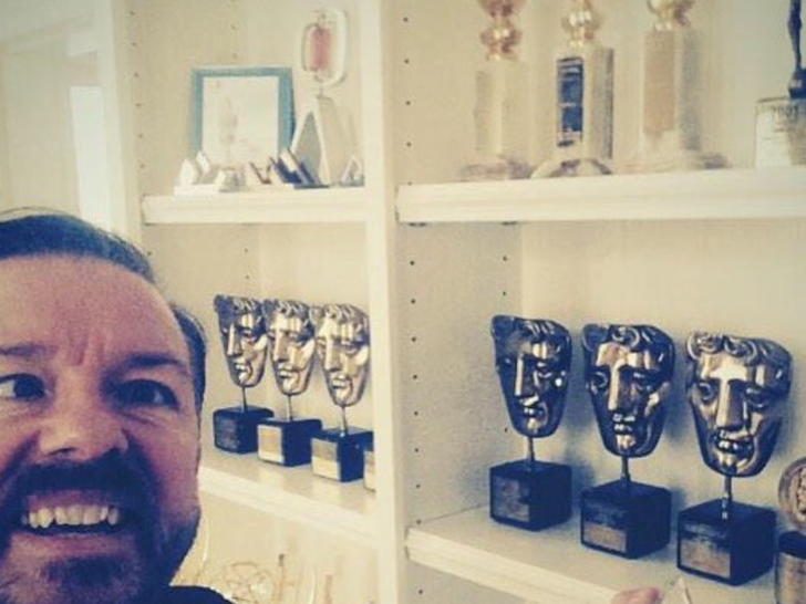 Ricky Gervais' Award-Winning Selfies