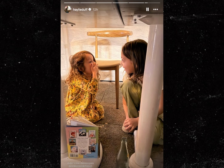 ashley tisdale haylie duff insta 1