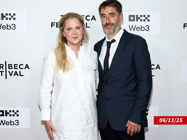 Amy Schumer Chris Fischer getty sub