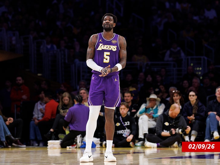 Deandre ayton getty 3