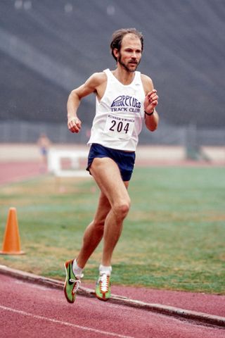 Jeff Galloway of the USA competes in a 15 kilometer race in January 1980 at Stanford Stadium in Palo Alto, California. Jeff Galloway racing in January 1980Credit: David Madison/Getty