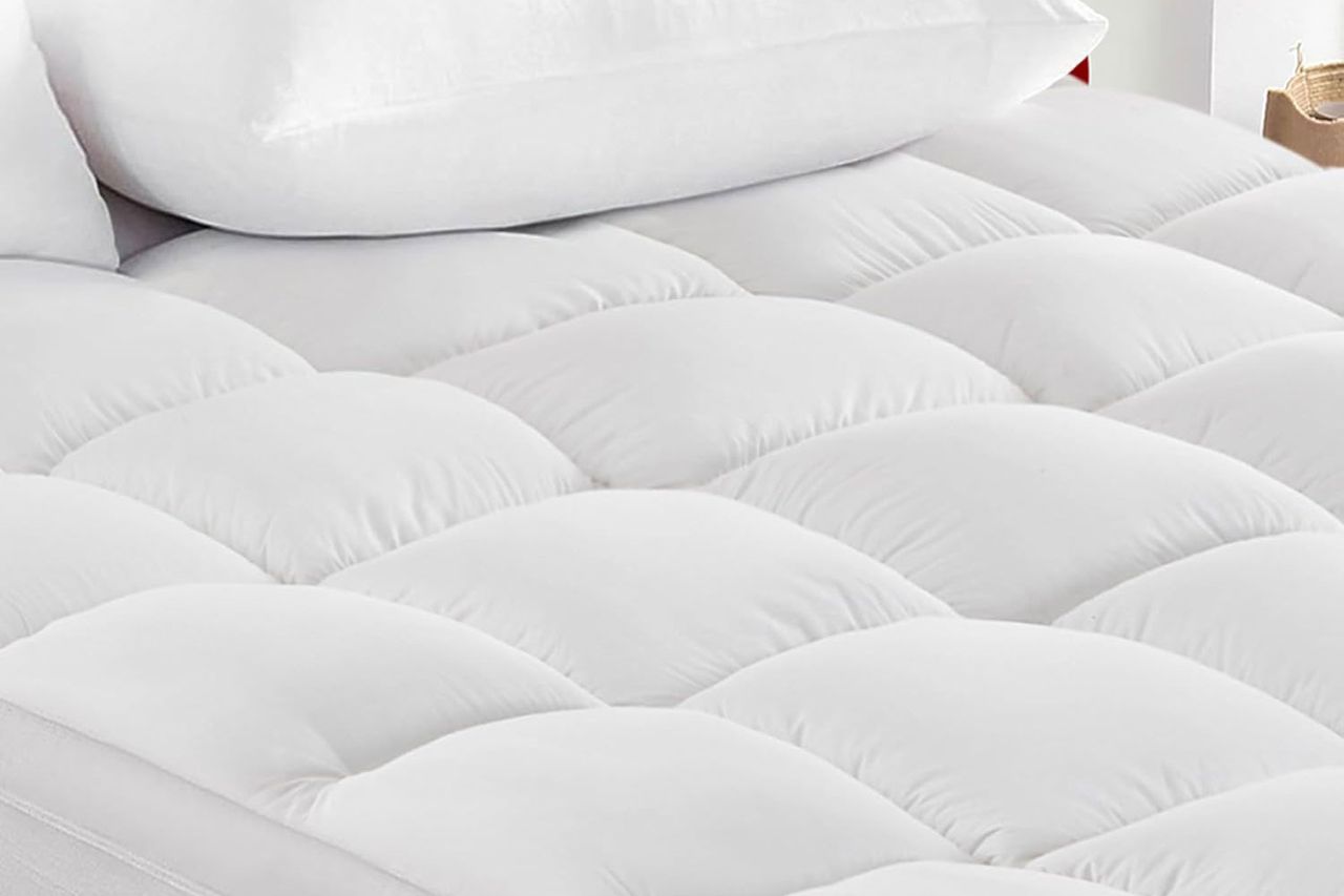 CYMULA Queen Mattress Topper for Back Pain Amazon