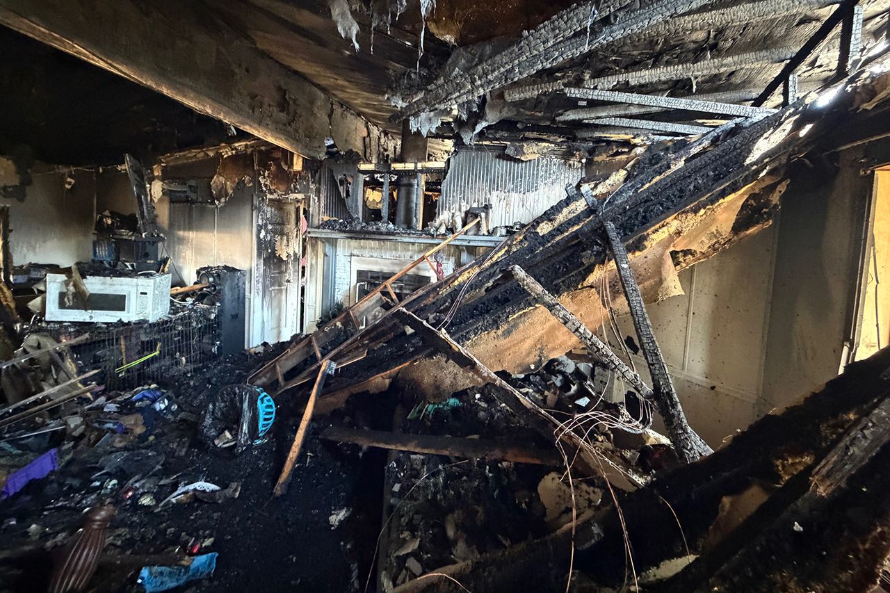 Davis-Banta family house after fire in Panama City, Fla. gofundme