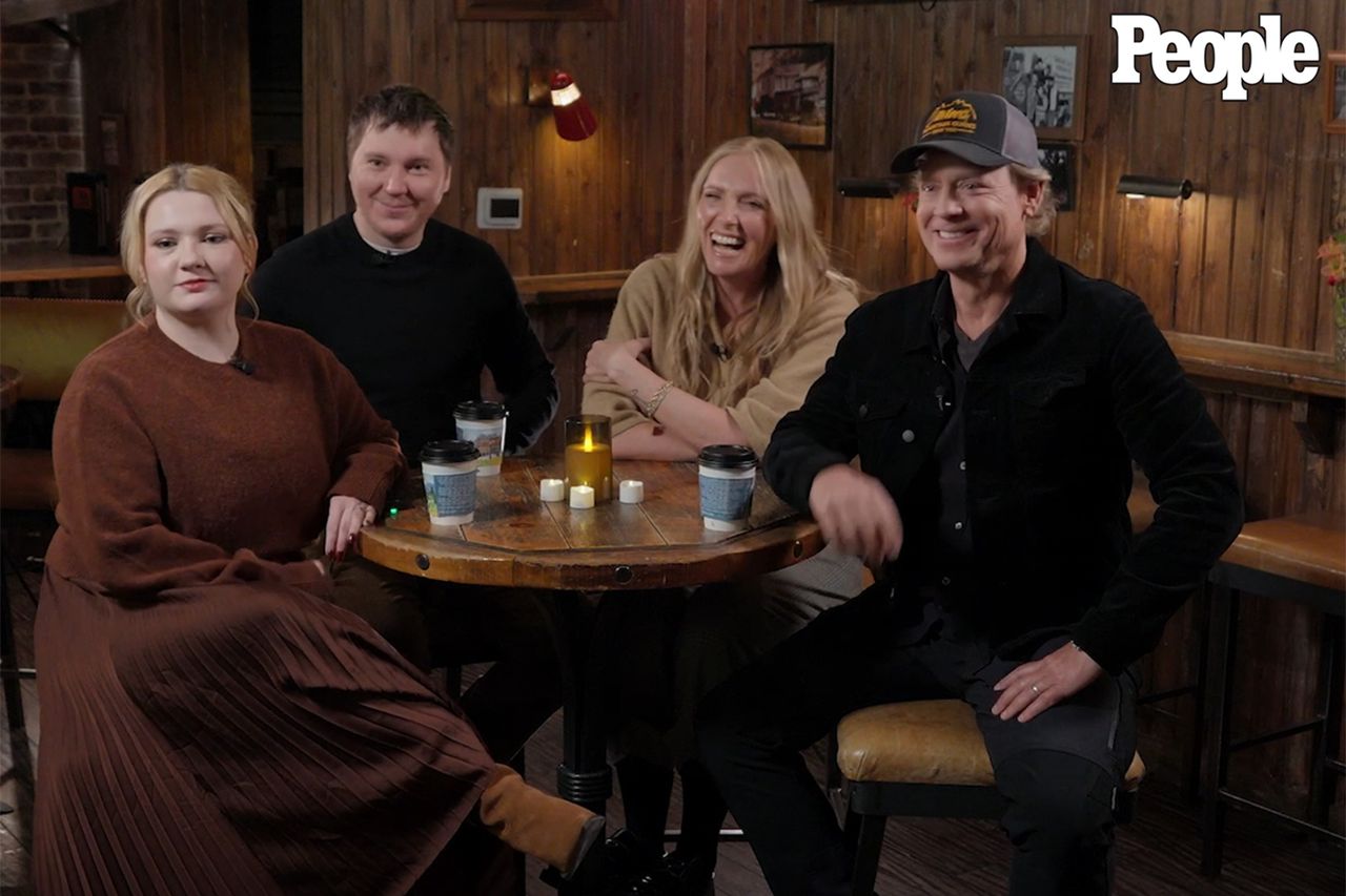 The cast of 'Little Miss Sunshine' for the 20th anniversary reunion.