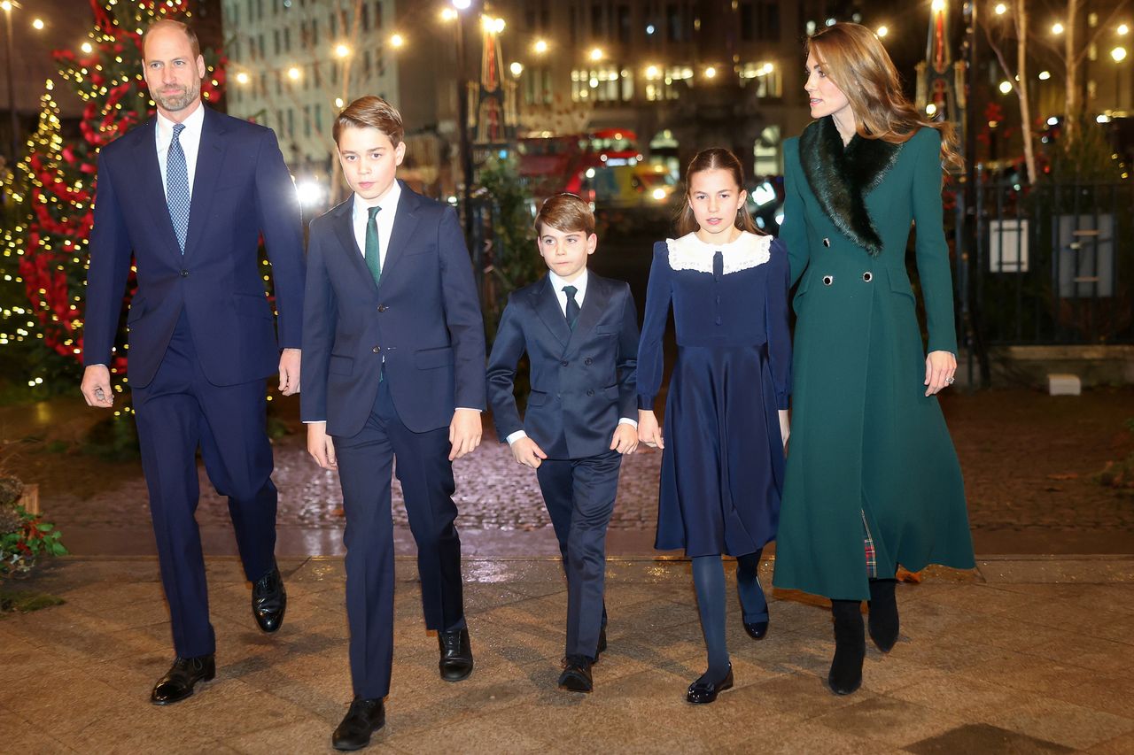 Prince William, Prince of Wales, Prince George of Wales, Prince Louis of Wales, Princess Charlotte of Wales and Catherine, Princess of Wales attend the 'Together At Christmas' Carol Service at Westminster Abbey on December 05, 2025 in London, England. From left: Prince William, Prince George, Prince Louis, Princess Charlotte, Princess Kate in London in December 2025 Chris Jackson/Getty
