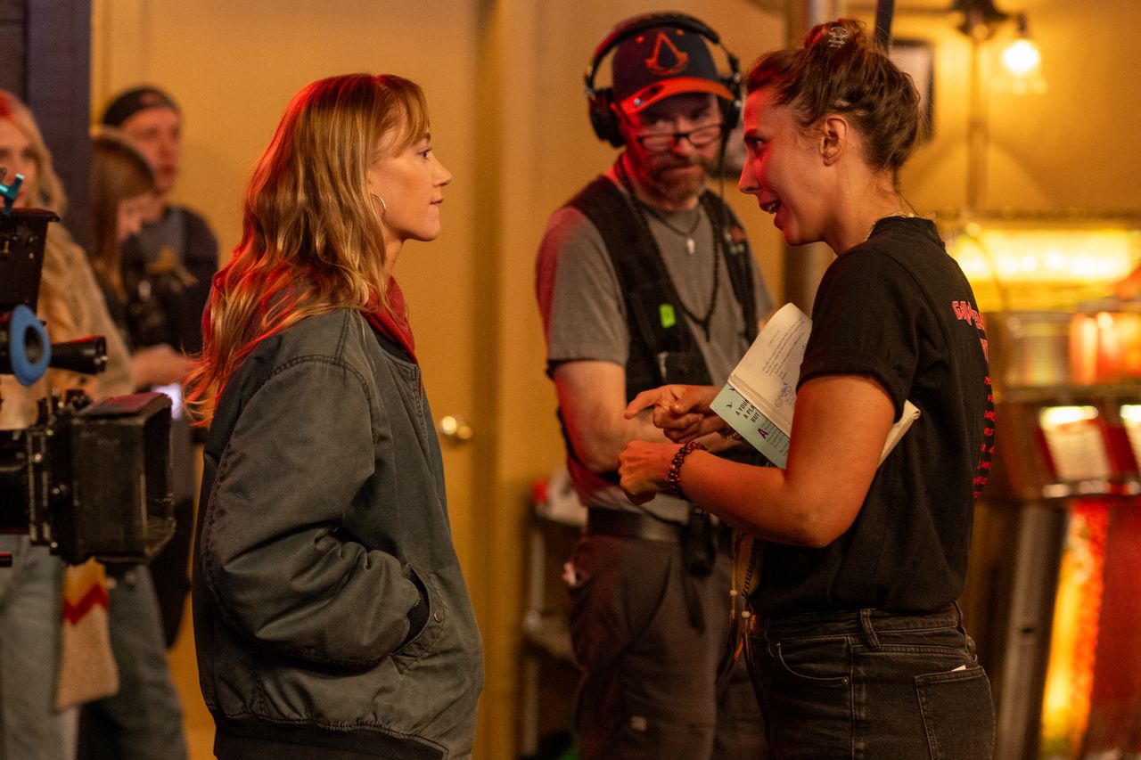 Maika Monroe, Vanessa Caswill, Reminders of Him Maika Monroe and Vanessa Caswill on the set of Reminders of HimCredit: Universal Studios