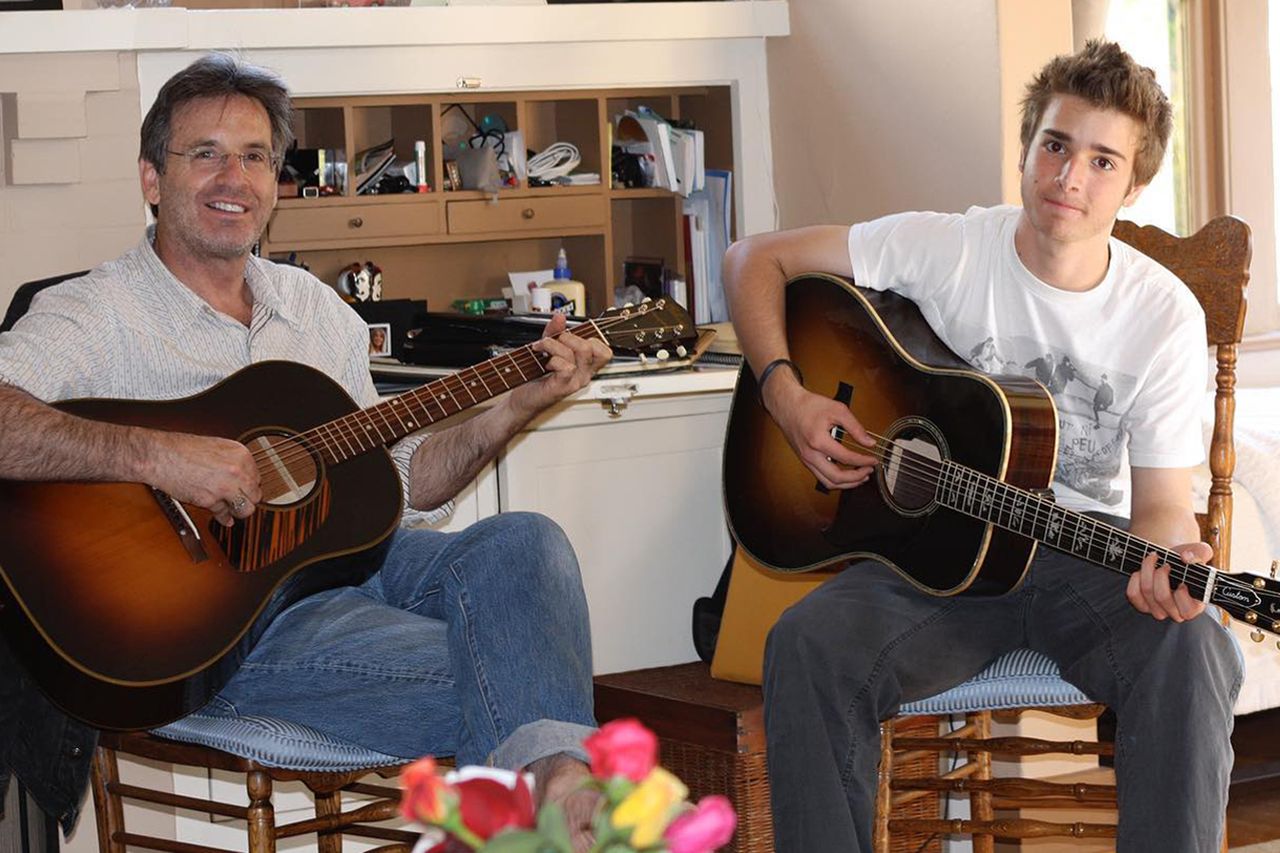 Robert Carradine and his son Ian Carradine. Robert Carradine/Instagram