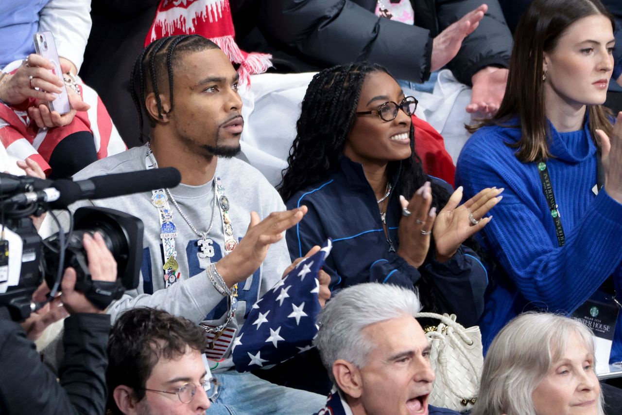 Jonathan Owens and his wife Simone Biles attend the Figure Skating Pair Skating Free Skating event on day ten of the Milano Cortina 2026 Winter Olympic Games at the Milano Ice Skating Arena on February 16, 2026 in Milan, Italy. Jonathan Owens and wife Simone Biles cheer at the Figuring Skating Pair Skating event on Feb. 16. Jean Catuffe/Getty