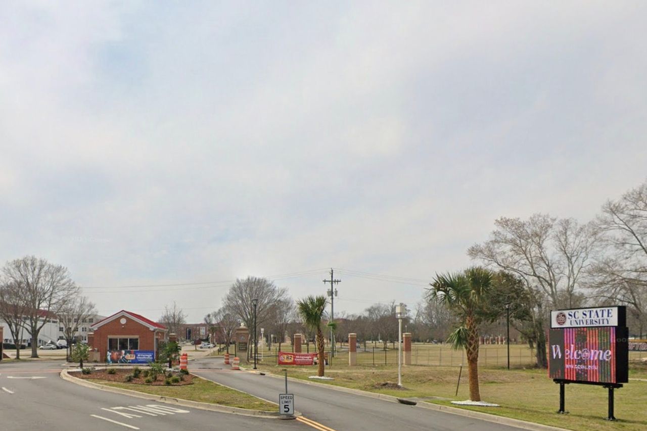 2 dead, 1 wounded in shooting on campus of South Carolina State University South Carolina State University Google Maps