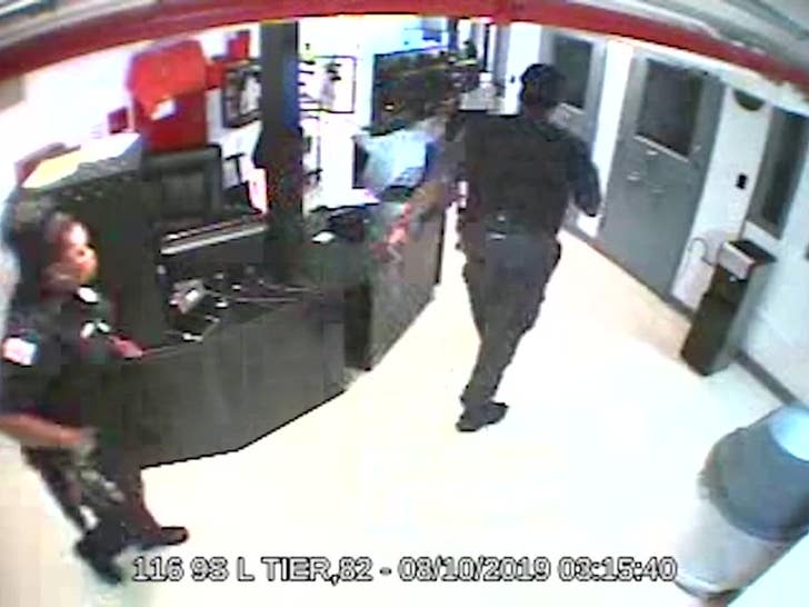 032126_epstein_guards_2253572