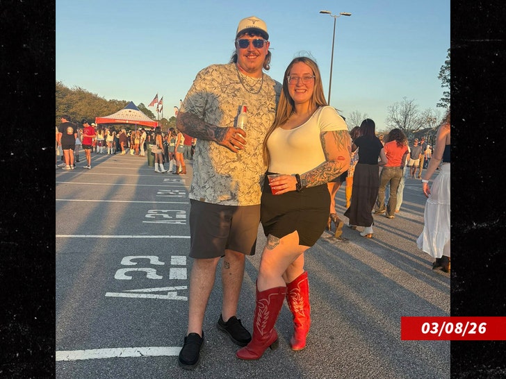 Lauryn-Mychelle-Shannon﻿-Darrin-Kitchens-sub-fb-1