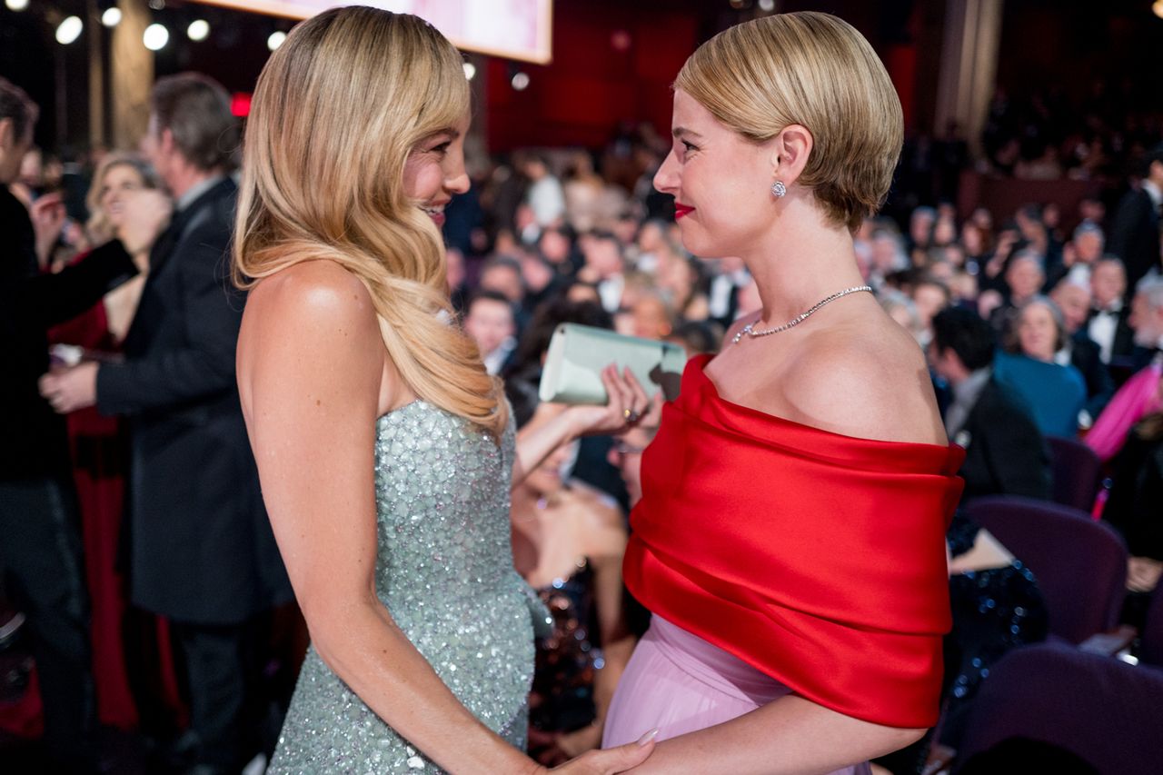 Kate Hudson and Jessie BuckleyCredit: John Shearer/98th Oscars/Getty