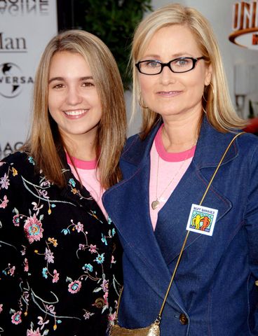 Maureen McCormick and her daughter Natalie in May 2005 in Universal City, CaliforniaCredit: Jeff Kravitz/FilmMagic