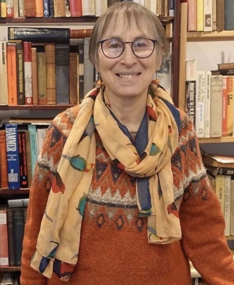 Woman, 77, Opened Her Own Book Store and Works There 7 Days a Week, but Doesn’t Get Paid. Here’s Why Naomi Frisch.Credit: Naomi Frisch