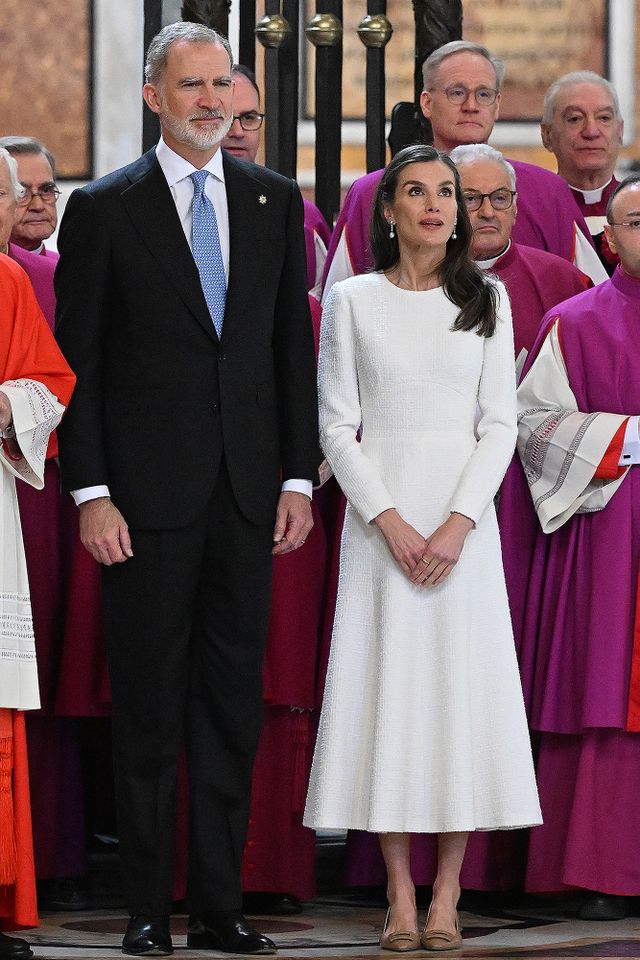 ROME, ITALY - MARCH 20: King Felipe VI of Spain, flanked by Queen Letizia of Spain, formally assumes the position of Protocanon of the Papal Basilica of Santa Maria Maggiore from Cardinal Rolandas Makrickas on March 20, 2026 in Rome, Italy. The honorary title of Protocanon of the Papal Basilica of Santa Maria Maggiore is traditionally held by the Kings of Spain, a distinction historically associated with the Crown of Spain' s longstanding patronage of the basilica. Credit: Marialaura Antonelli - AGF via Vatican Pool/Getty