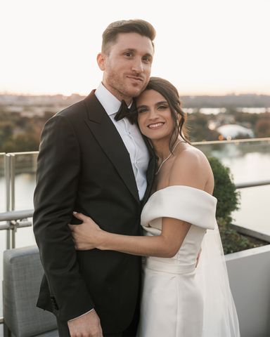 Ali Waldman and Evan Eshelman Wedding. Vince Vaughn Made Surprise Appearance at Couple's Nuptials in Real-Life 'Wedding Crashers' Moment. Evan Eshelman and Ali Waldman on their wedding dayCredit: Venessa Ramirez / Owner & Photographer at VNess Photography