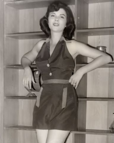 Taylor Swift Grandmother Marjorie Finlay Marjorie FinlayCredit: Taylor Swift/Youtube