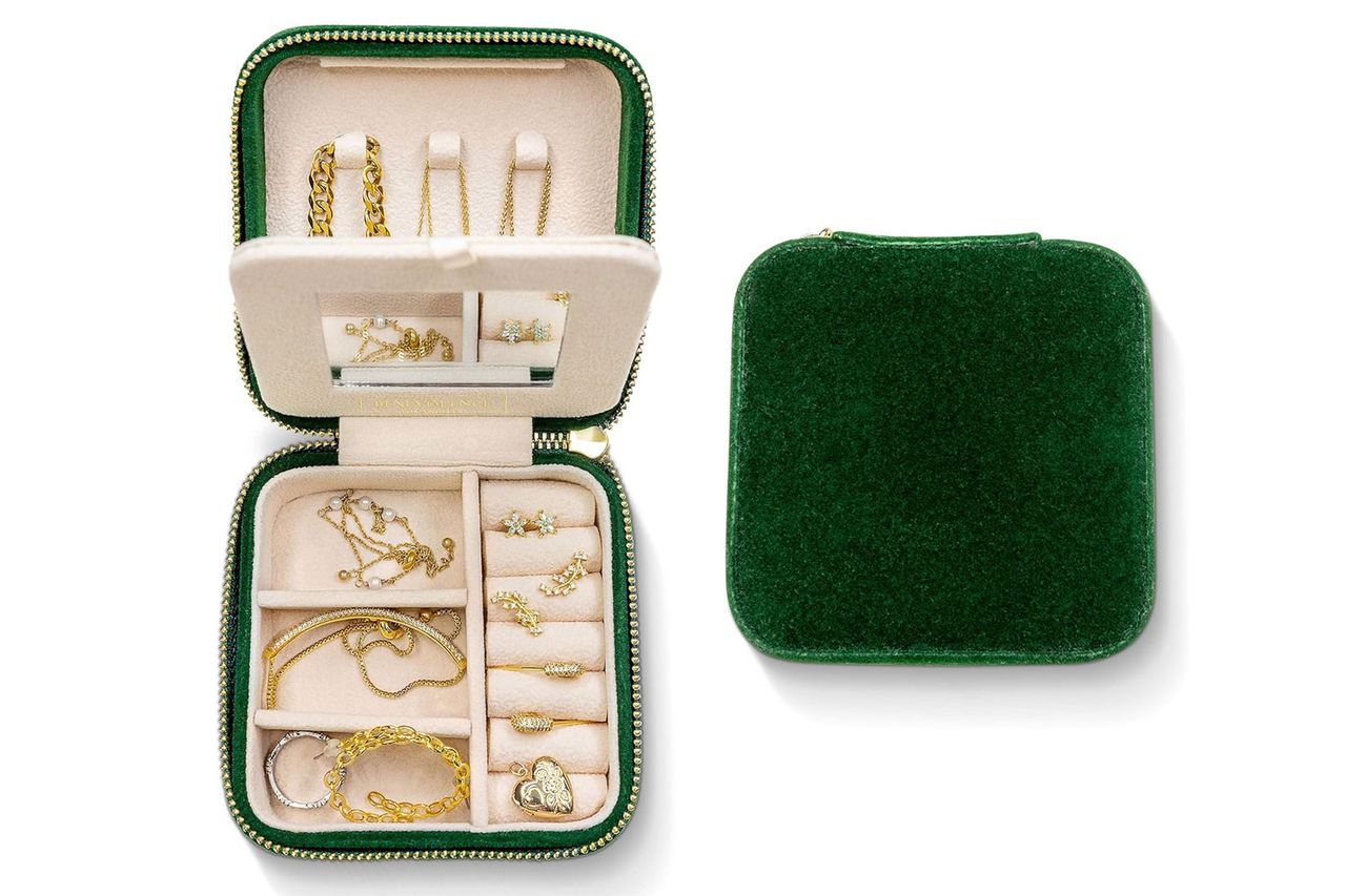 Benevolence LA Plush Velvet Jewelry Box Credit: Amazon
