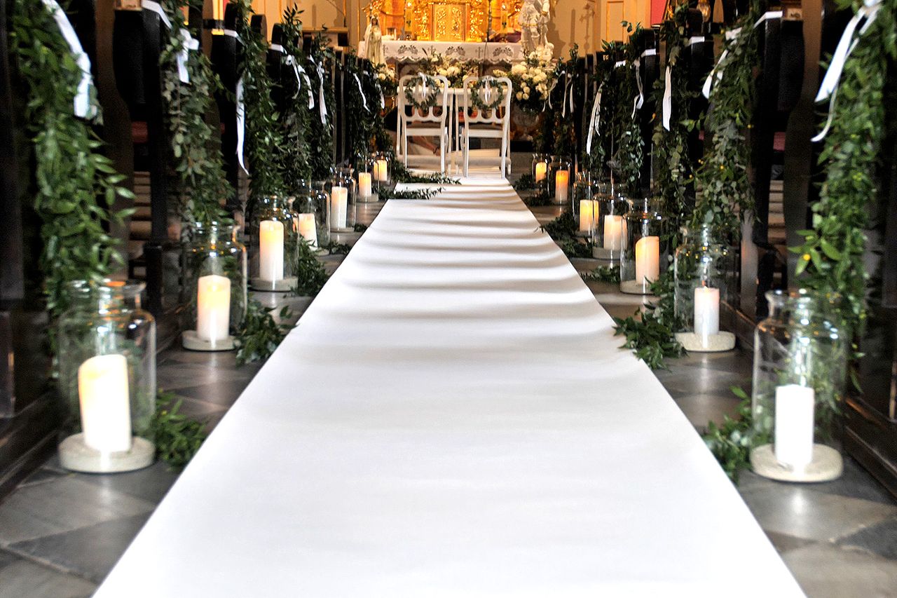 Wedding ceremony (stock)Credit: Getty