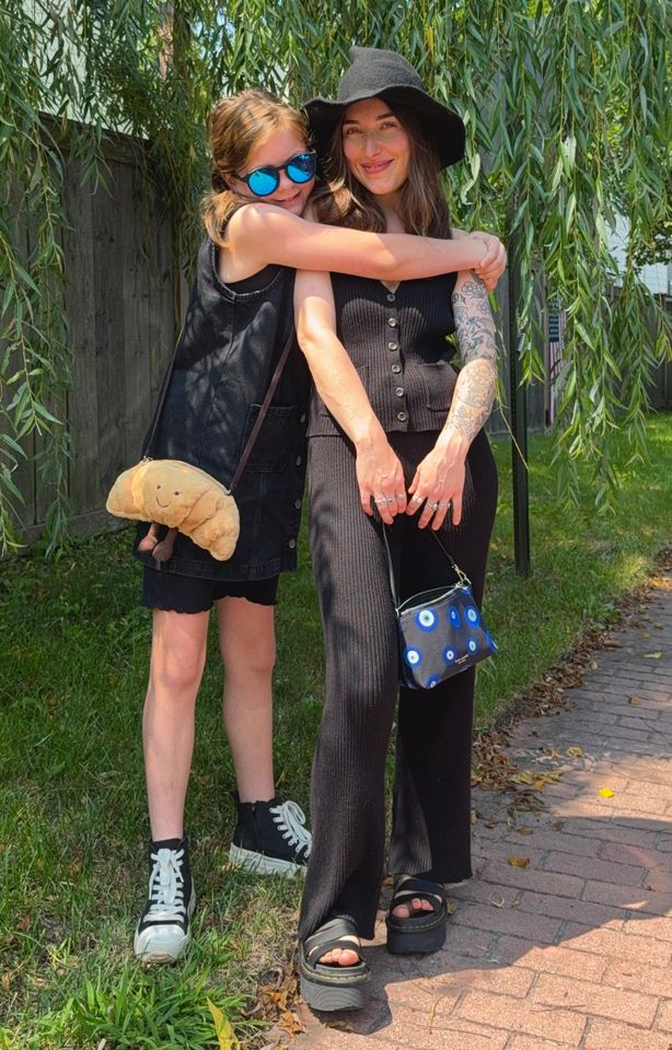 Annalee and her daughter Phoenix.Credit: @annuhleee