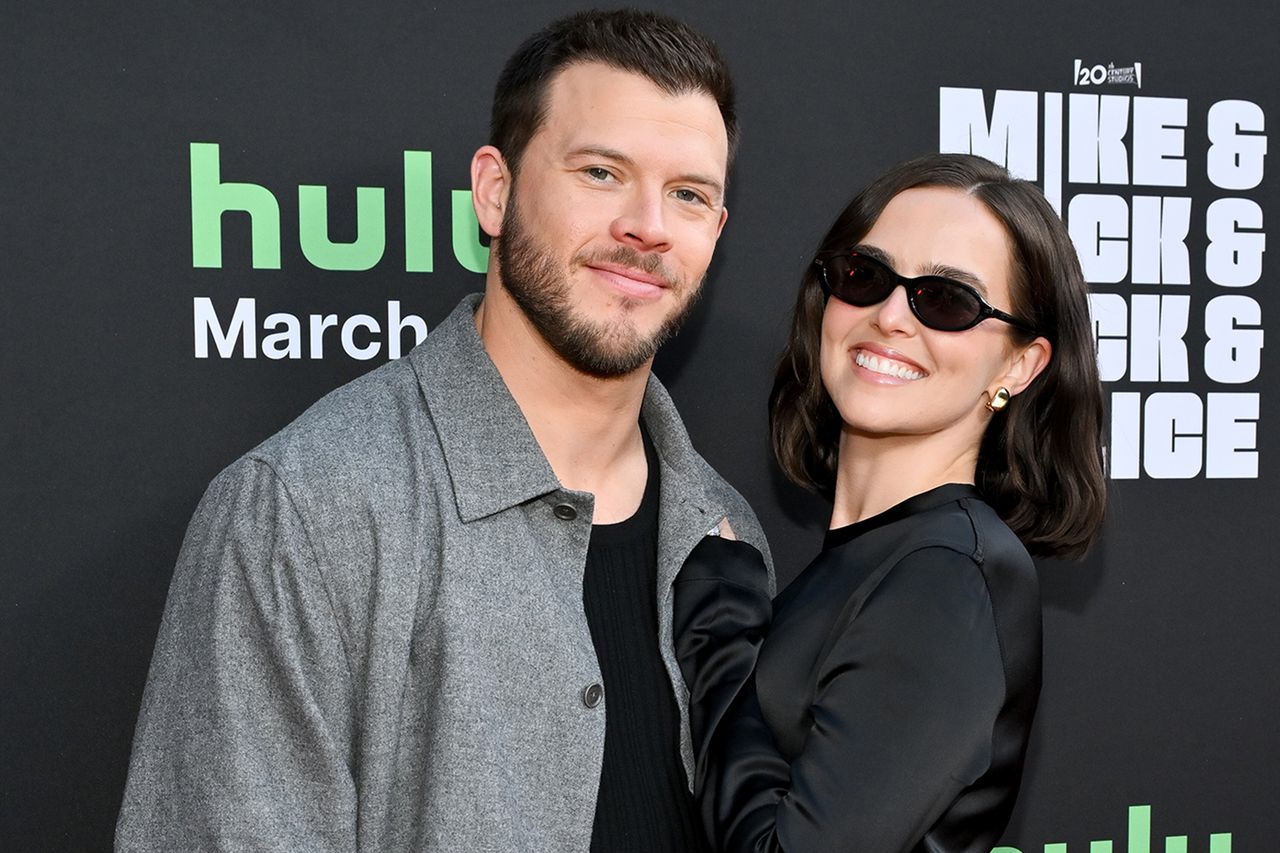 Jimmy Tatro and Zoey DeutchCredit: Michael Buckner/Variety via Getty