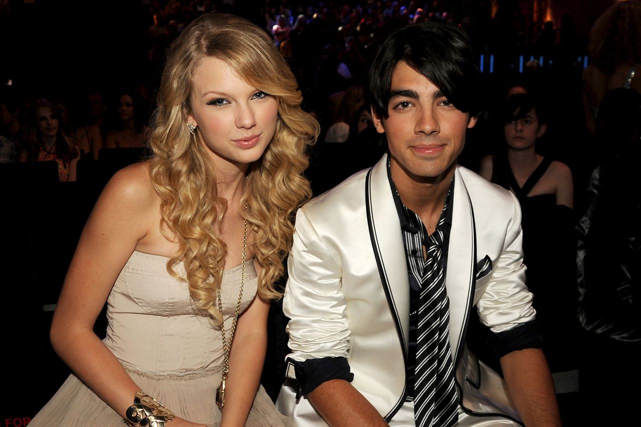Taylor Swift and Joe Jonas at the 2008 MTV Video Music Awards on September 7, 2008 in Los Angeles, California. Taylor Swift and Joe JonasCredit: Jeff Kravitz/FilmMagic