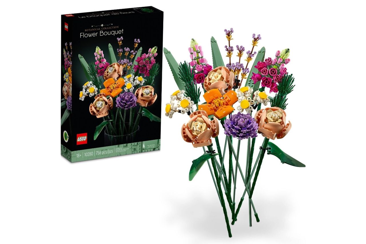 Lego Botanicals Flower Bouquet Building Set Artificial Flowers For Decoration For Home And Display Credit: Amazon