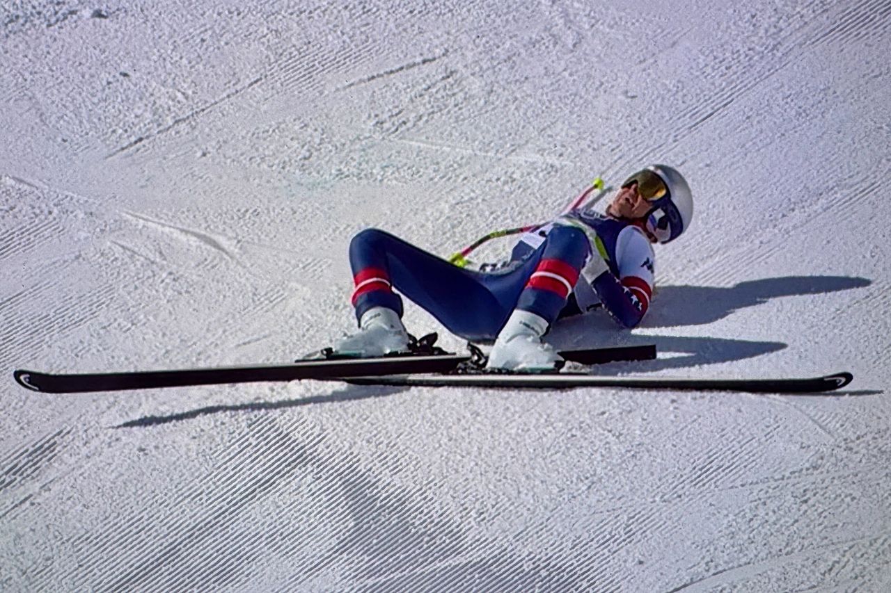 Lindsey Vonn of Team United States crashes during the Women's Downhill on day two of the Milano Cortina 2026 Winter Olympics at Tofane Alpine Skiing Centre on February 08, 2026 in Cortina d'Ampezzo, Italy Lindsey Vonn was injured in a crash at the 2026 Winter Olympics on Feb. 8Credit: Screengrab by IOC via Getty