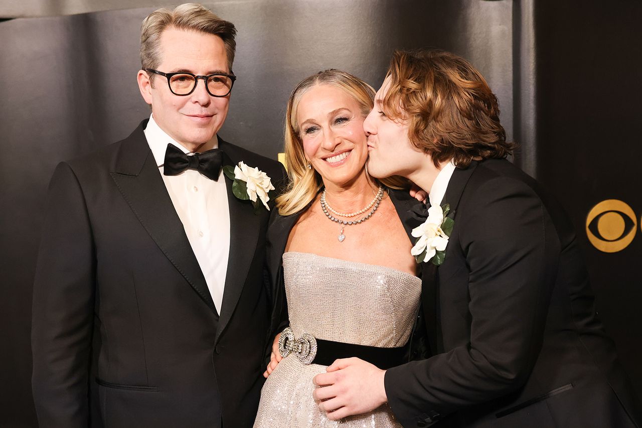 Matthew Broderick, Sarah Jessica Parker and James Wilkie BroderickCredit: Matthew Taplinger/CBS via Getty