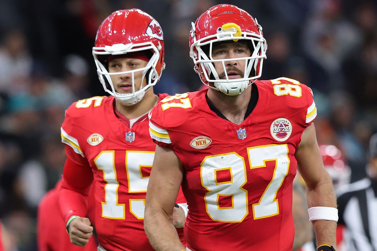 Patrick Mahomes and Travis Kelce of the Kansas City Chiefs.Credit: Ralf Ibing - firo sportphoto/Getty
