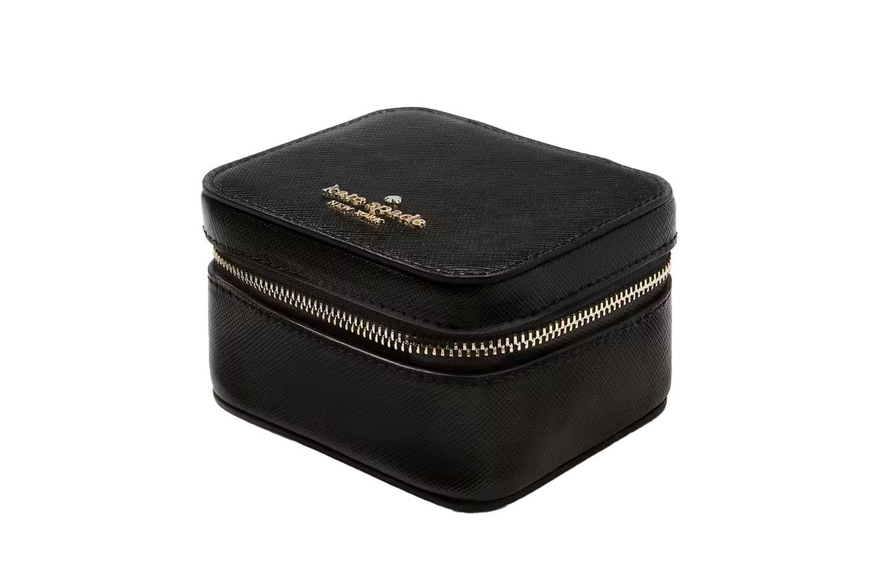 Credit: Kate Spade Outlet