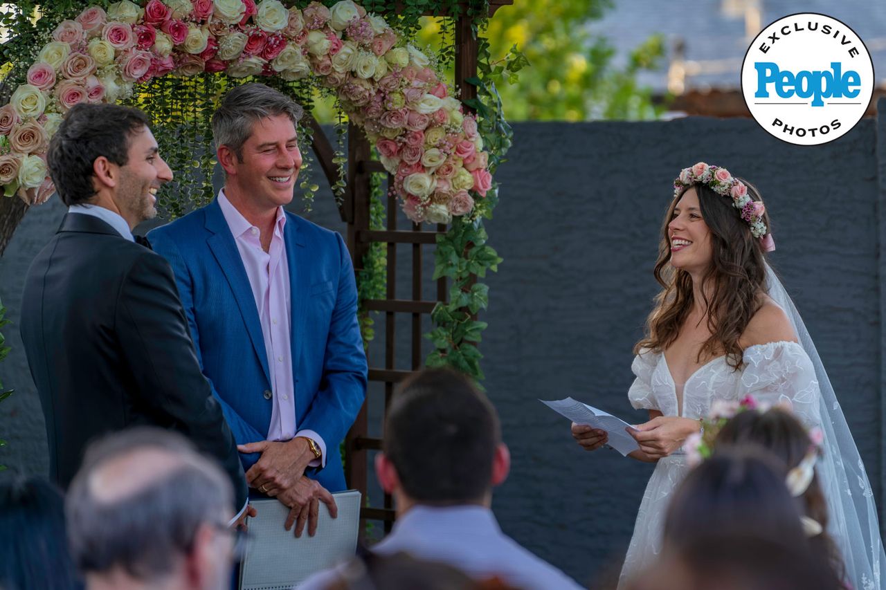 Arie Luyendyk Jr. officiating Nicholas Ansel and Zoe Skorey's wedding ceremonyCredit: J & J Photography and Videography