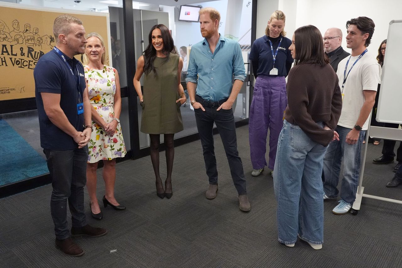 Meghan, Duchess of Sussex, and Prince Harry, Duke of Sussex meet staff members and young advocates during a visit to Batyr, a mental health engagement programme, at Swinburne University of Technology in Hawthorn on day three of the royal trip on April 16, 2026 Meghan Markle and Prince Harry meet with young people associated with Australian mental health charity BatyrCredit: Jonathan Brady-Pool/Getty