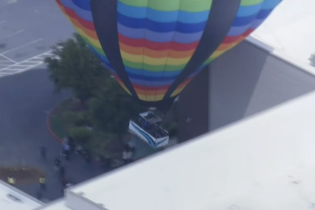 The hot air balloon before crashing into Sky River Casino in Elk Grove, California, on Monday, April 27Credit: KCRA 3