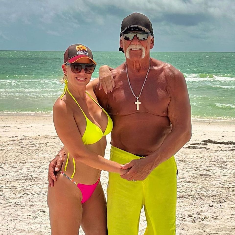 Hulk Hogan and Sky Daily on the beach.Credit: Hulk Hogan Instagram