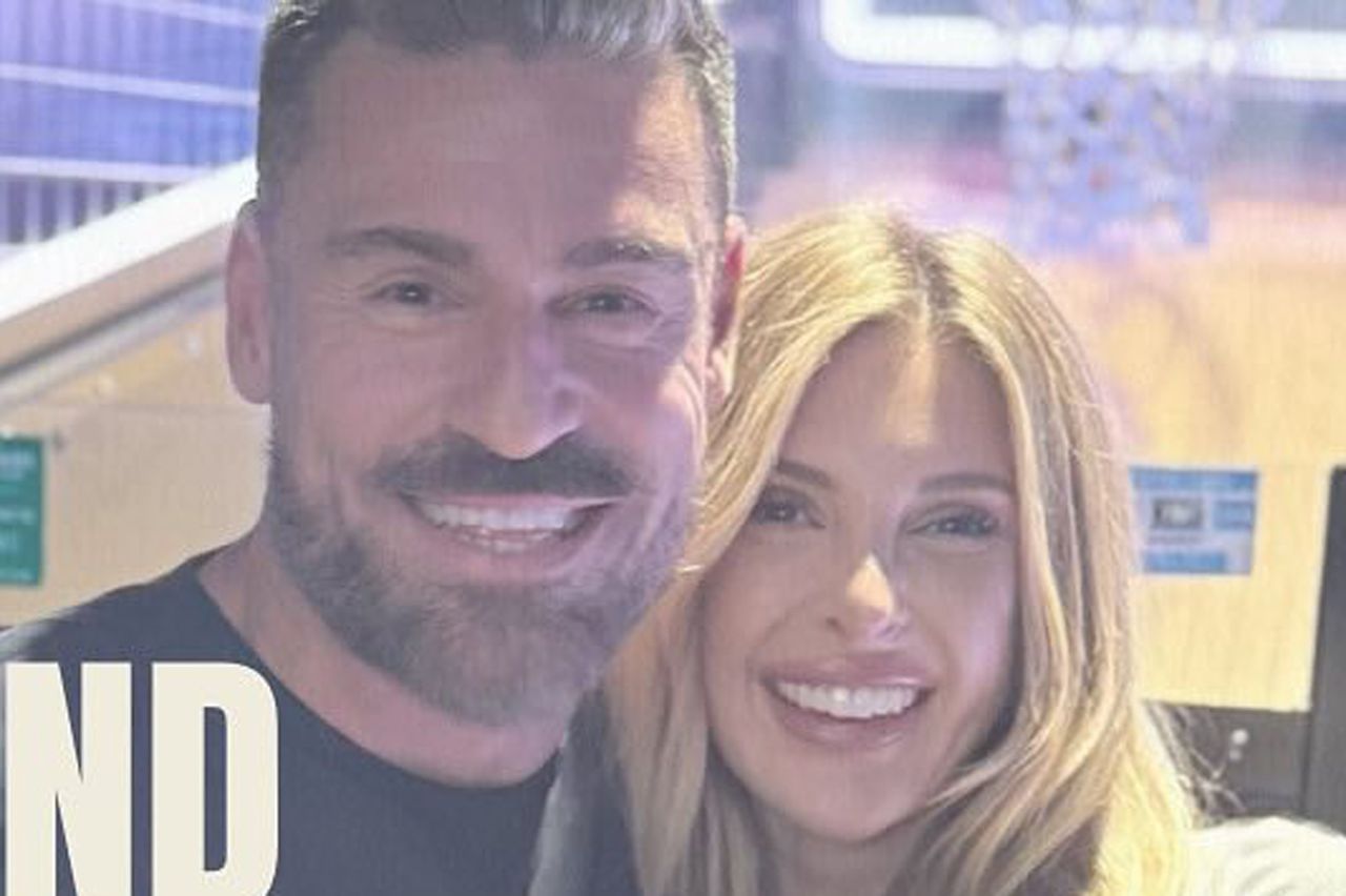 Lindsie Chrisley and David Landsman David Landsman, Lindsie ChrisleyCredit: Lindsie Chrisley/Instagram