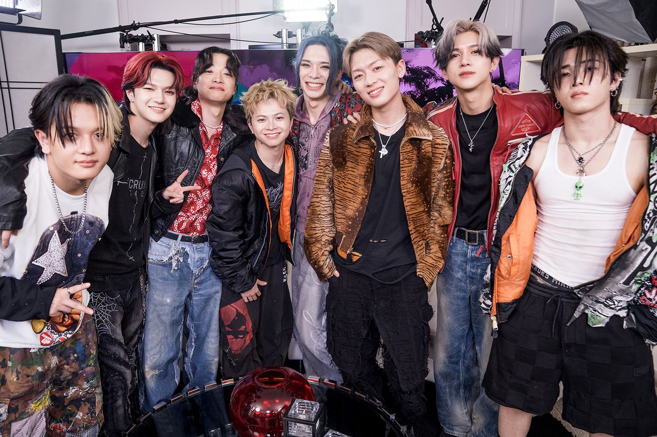 Neo, Tusbasa, Mizuki, Takeru, Souma, Yuga, Reia and Ryota of ONE OR EIGHTCredit: Young Hollywood/Eduardo Moradel/Getty