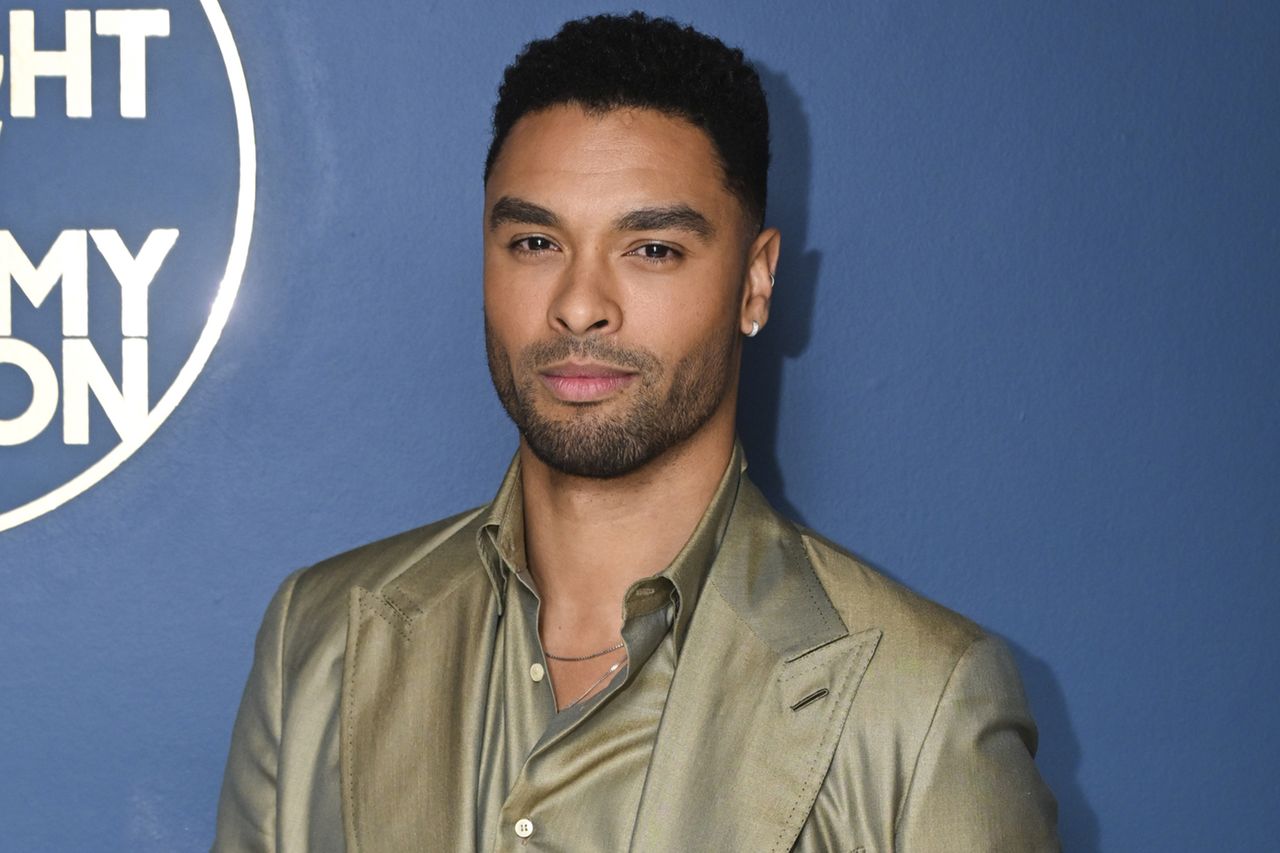 Regé-Jean Page poses backstage on The Tonight Show Starring Jimmy Fallon Regé-Jean PageCredit: Todd Owyoung/NBC via Getty