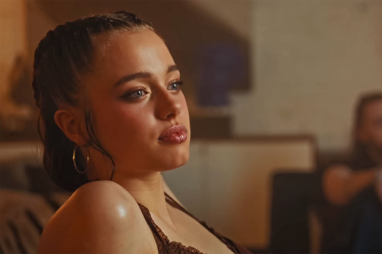 Shiloh Jolie in Dayoung's music video Shiloh Jolie in Dayoung's music video teaserCredit: Starship Entertainment/YouTube