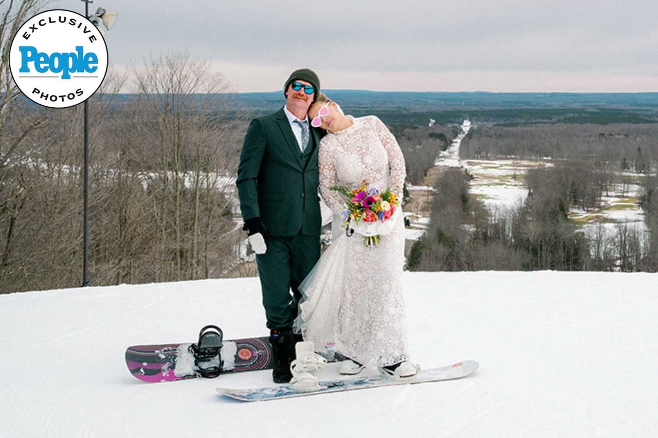 Couple Who Got Married On a Ski Slope Rod and LindsayCredit: Dan Stewart Photography