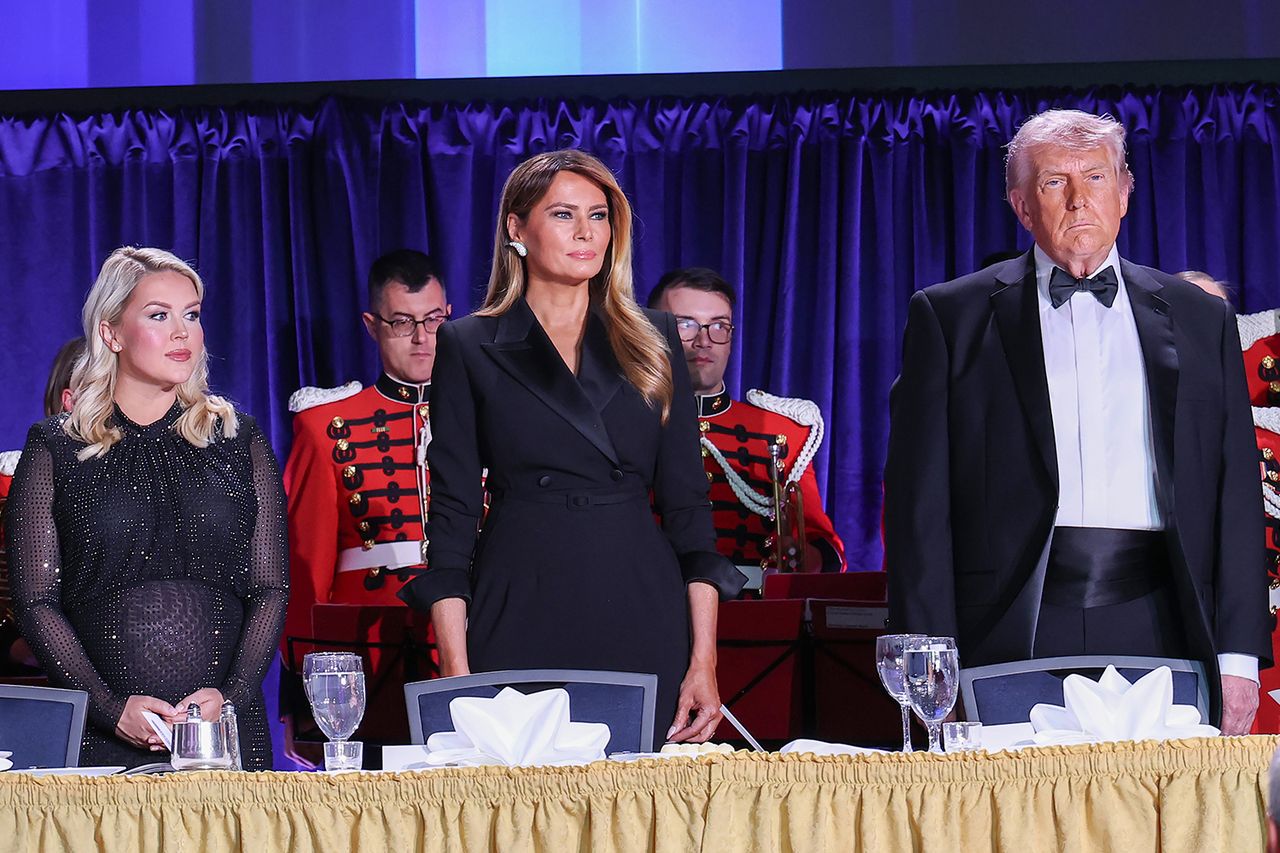 aroline Leavitt, White House press secretary, Melania Trump and President Donald Trump at the April 25 White House Correspondents' Dinner.Credit: Kevin Mazur/Getty