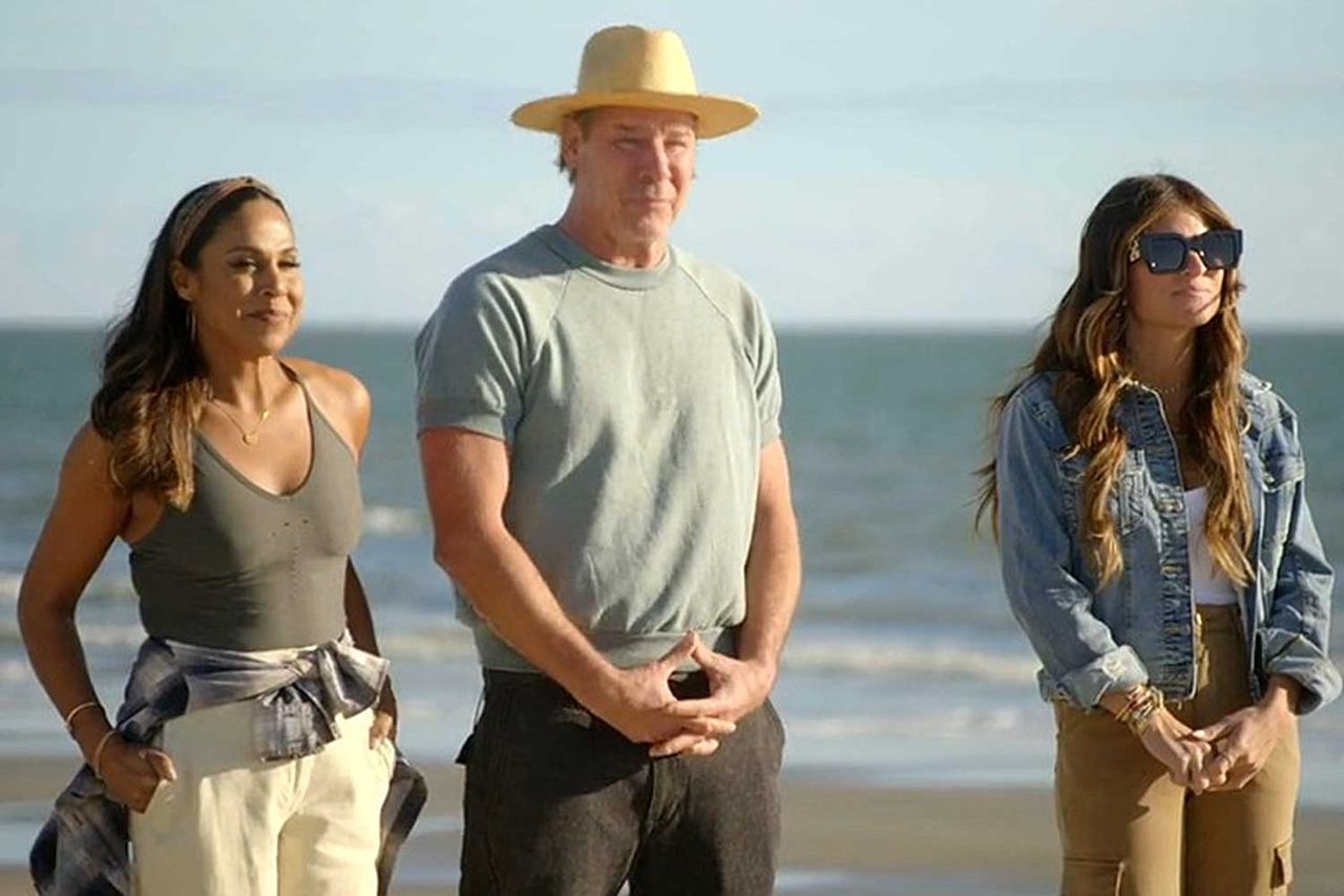 'Battle on the Beach' co-hosts Taniya Nayak, Ty Pennington and Alison VictoriaCredit: HGTV