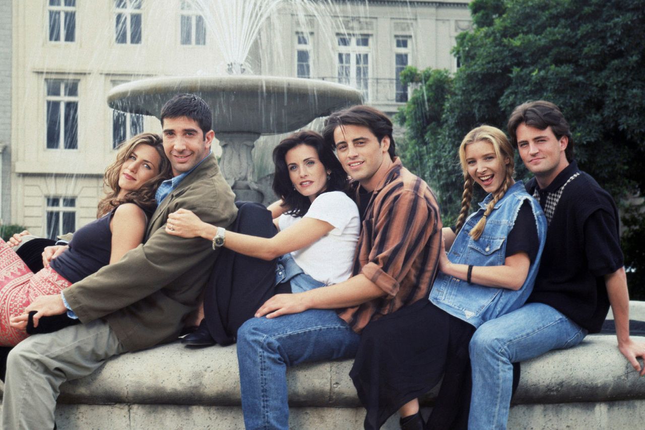(L-R) Jennifer Aniston, David Schwimmer, Courteney Cox, Matt LeBlanc, Lisa Kudrow and Matthew Perry in 1994Credit: Reisig & Taylor/NBCU Photo Bank/NBCUniversal via Getty