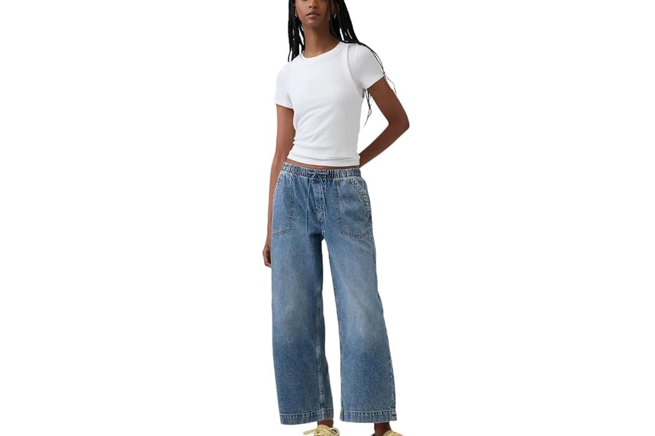 Gap Pull-on Low Rise Loose Cropped Denim Credit: Amazon