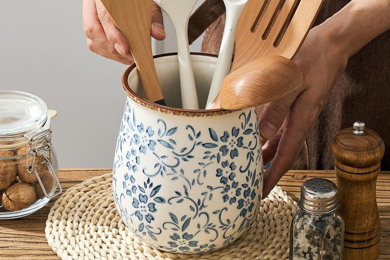jemirry Utensil Holder Credit: Amazon